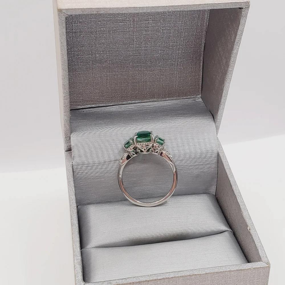 Emerald Green Quartz & White Zircon Platinum | 925 Sterling Silver Ring